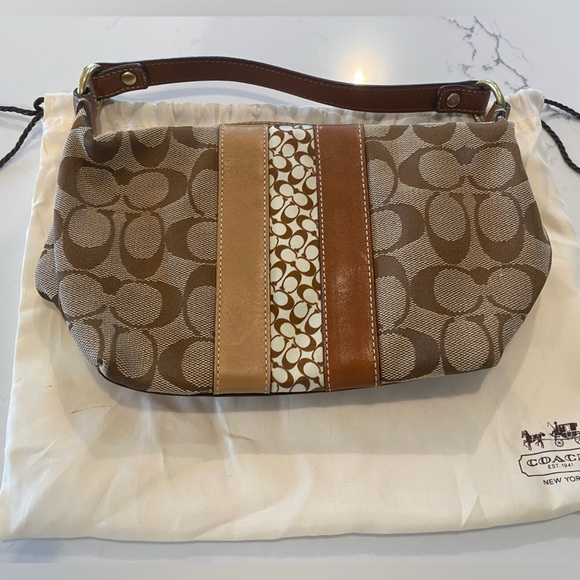 Coach Signature Brown Hobo Bag - Picture 3 of 6